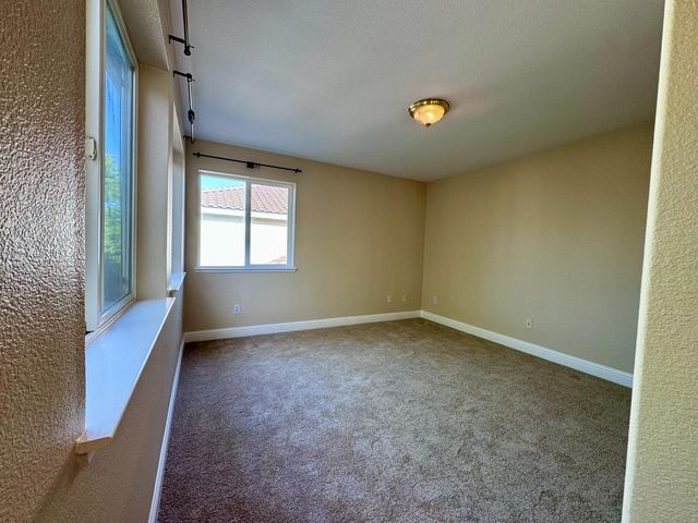 1661 Baines Ave, Sacramento, CA 95835