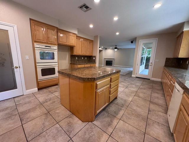 1661 Baines Ave, Sacramento, CA 95835