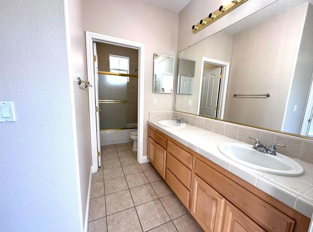 1661 Baines Ave, Sacramento, CA 95835