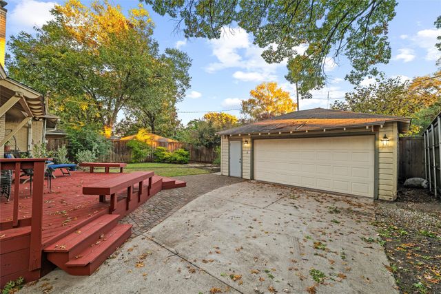 6720 Braeburn Drive, Dallas, TX 75214