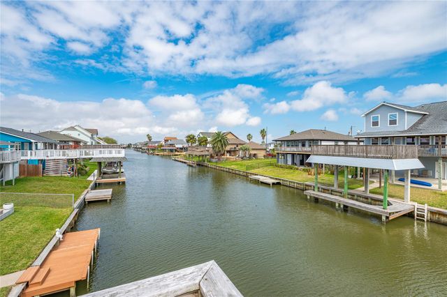 14 S Flamingo Street, La Marque, TX 77568