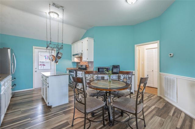 14 S Flamingo Street, La Marque, TX 77568