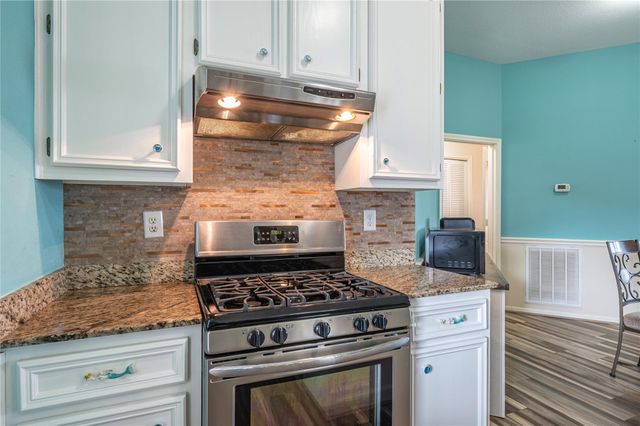 14 S Flamingo Street, La Marque, TX 77568