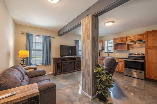 14 S Flamingo Street, La Marque, TX 77568