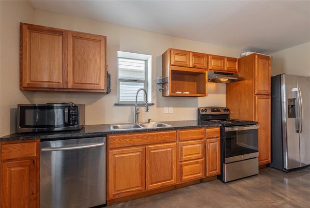 14 S Flamingo Street, La Marque, TX 77568