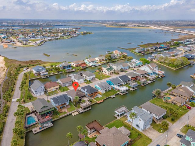 14 S Flamingo Street, La Marque, TX 77568