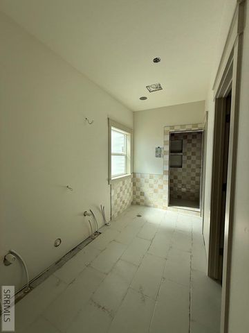 5463 Rip Tideroad, Idaho Falls, ID 83404