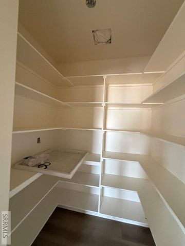 5463 Rip Tideroad, Idaho Falls, ID 83404