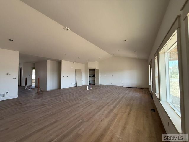 5463 Rip Tideroad, Idaho Falls, ID 83404