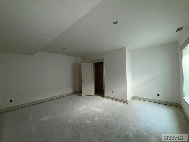 5463 Rip Tideroad, Idaho Falls, ID 83404