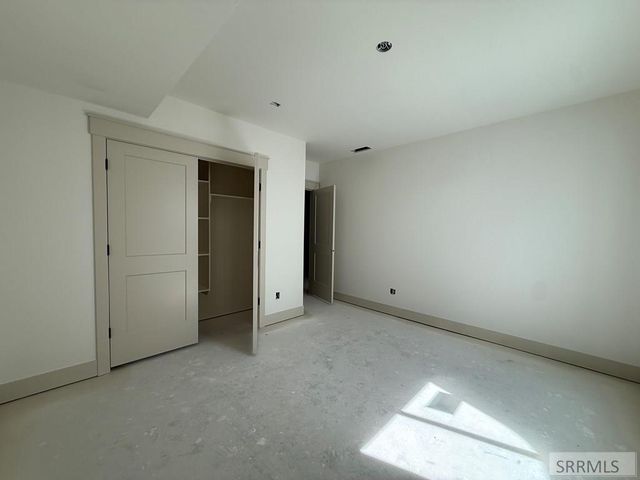 5463 Rip Tideroad, Idaho Falls, ID 83404