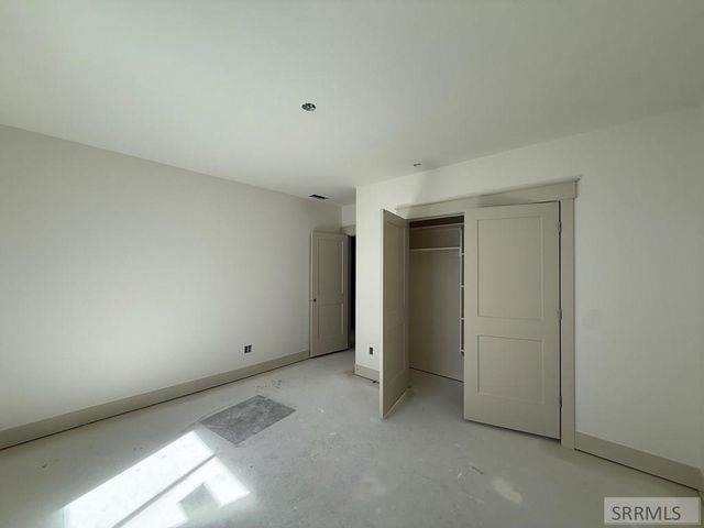 5463 Rip Tideroad, Idaho Falls, ID 83404