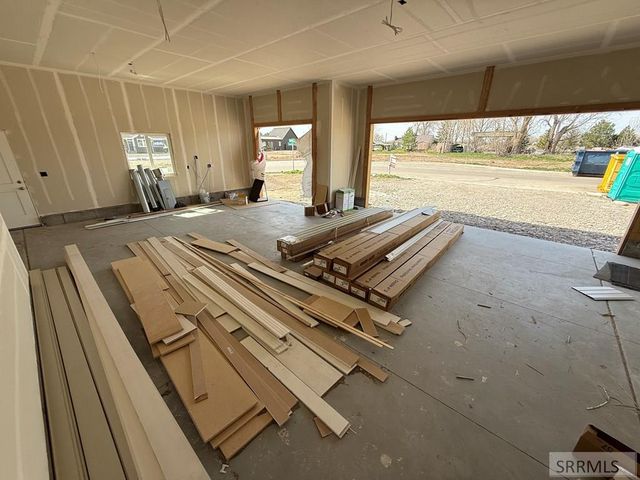 5463 Rip Tideroad, Idaho Falls, ID 83404