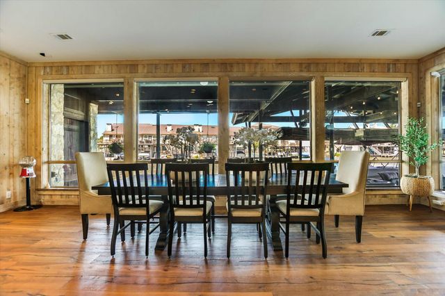 102 Bunny Run, Horseshoe Bay, TX 78657