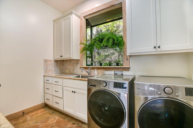 102 Bunny Run, Horseshoe Bay, TX 78657