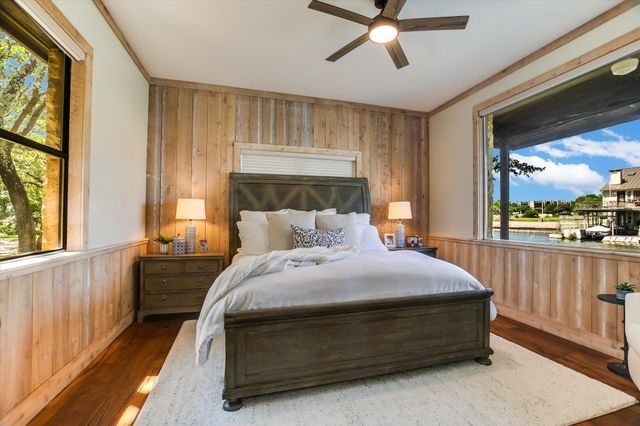 102 Bunny Run, Horseshoe Bay, TX 78657