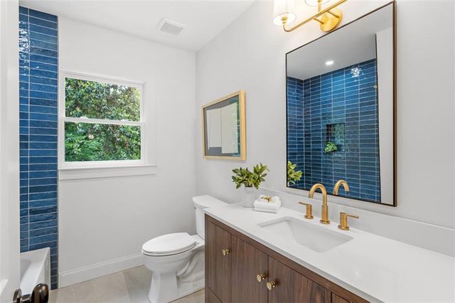 65 Roseclair Drive SE, Atlanta, GA 30317