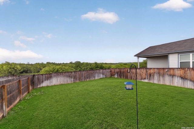 13023 Red Elks Lks, St Hedwig, TX 78152