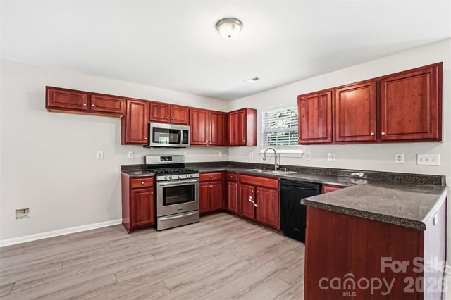 5012 Eagle Creek Drive, Charlotte, NC 28269