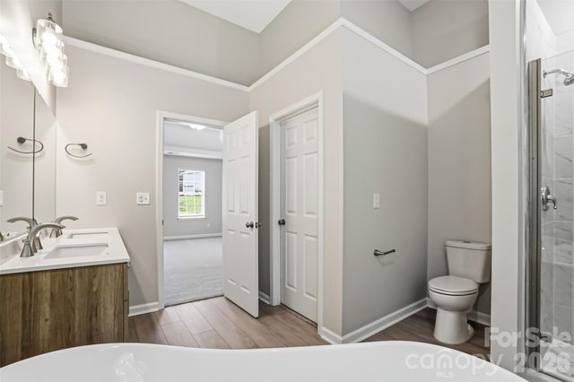 5012 Eagle Creek Drive, Charlotte, NC 28269