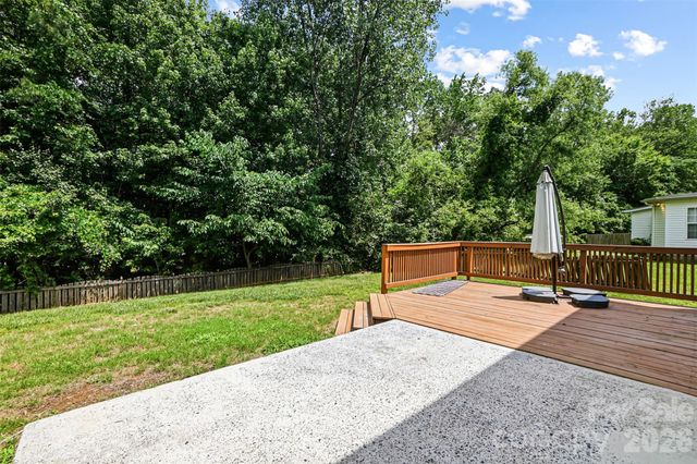5012 Eagle Creek Drive, Charlotte, NC 28269