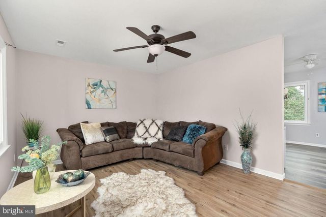 100 AMERICAN DR, Ruther Glen, VA 22546