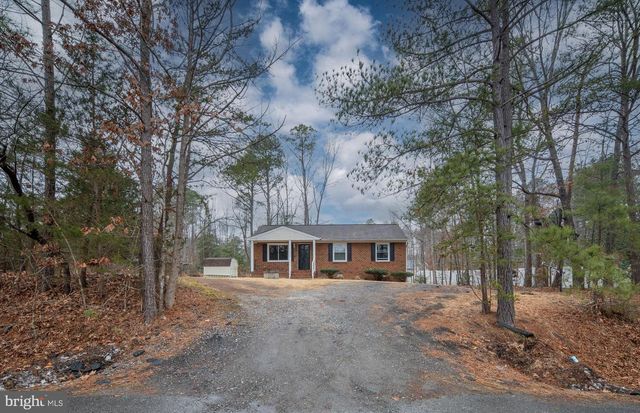 100 AMERICAN DR, Ruther Glen, VA 22546