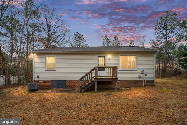 100 AMERICAN DR, Ruther Glen, VA 22546