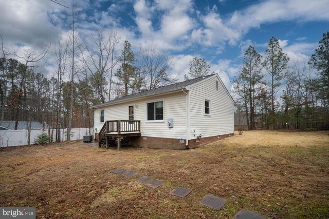 100 AMERICAN DR, Ruther Glen, VA 22546