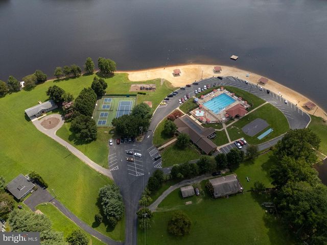 100 AMERICAN DR, Ruther Glen, VA 22546