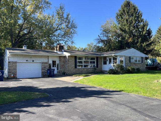 59 BUNKER HILL RD, Trenton, NJ 08648