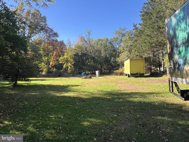 59 BUNKER HILL RD, Trenton, NJ 08648