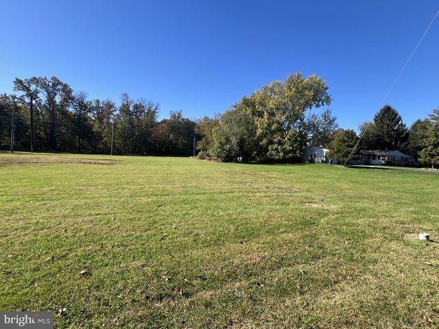 59 BUNKER HILL RD, Trenton, NJ 08648