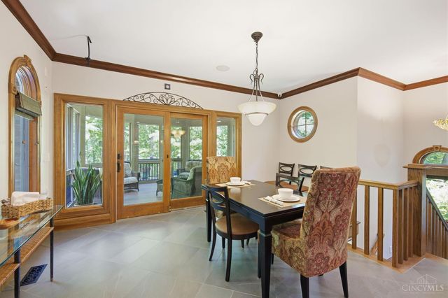 1258 Shepherds Way, Washington Twp, OH 45113