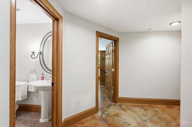 1258 Shepherds Way, Washington Twp, OH 45113