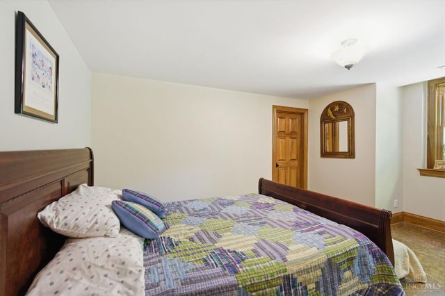 1258 Shepherds Way, Washington Twp, OH 45113