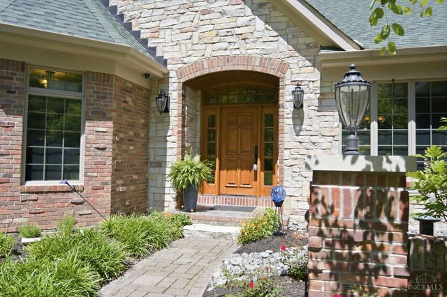 1258 Shepherds Way, Washington Twp, OH 45113