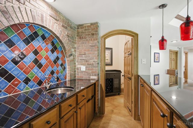 1258 Shepherds Way, Washington Twp, OH 45113