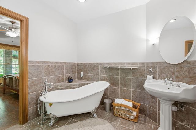 1258 Shepherds Way, Washington Twp, OH 45113