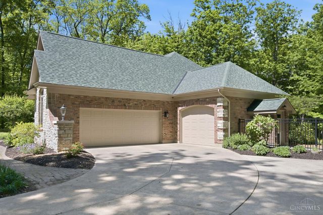 1258 Shepherds Way, Washington Twp, OH 45113