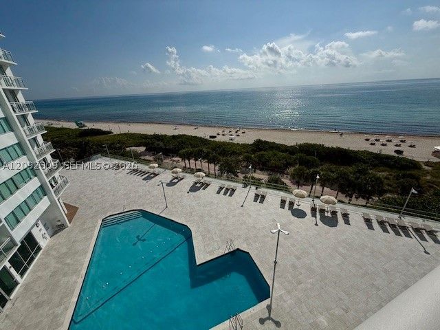 7135 Collins Ave 814, Miami Beach, FL 33141
