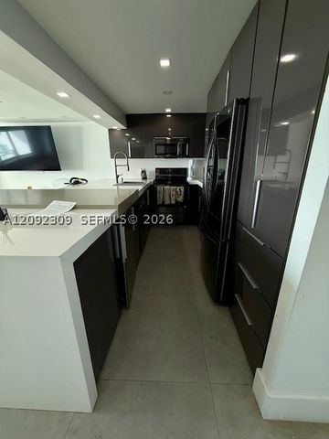 7135 Collins Ave 814, Miami Beach, FL 33141