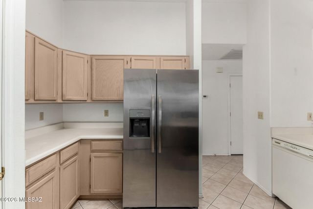 3420 S Crown Dancer Drive, Tucson, AZ 85730