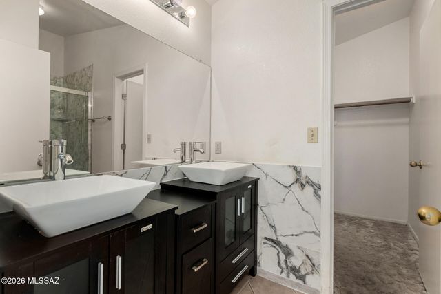 3420 S Crown Dancer Drive, Tucson, AZ 85730