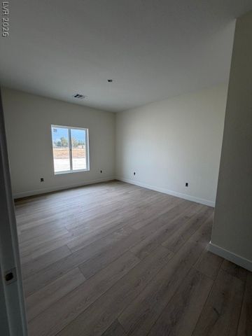 1441 West Lost Creek Drive, Pahrump, NV 89048