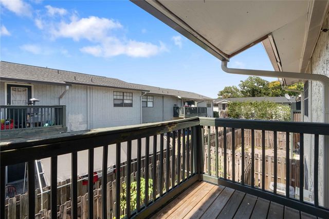 204 PINE TULIP COURT 201, Tampa, FL 33612