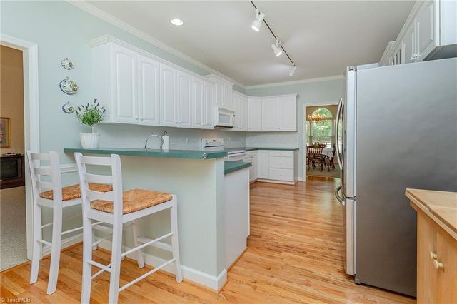 5613 Birkdale Drive, Lexington, NC 27295