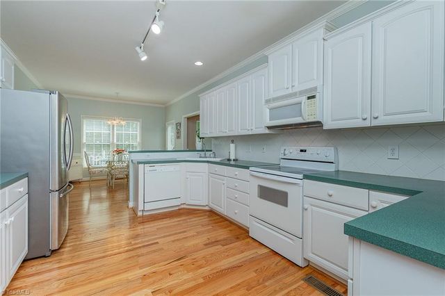 5613 Birkdale Drive, Lexington, NC 27295