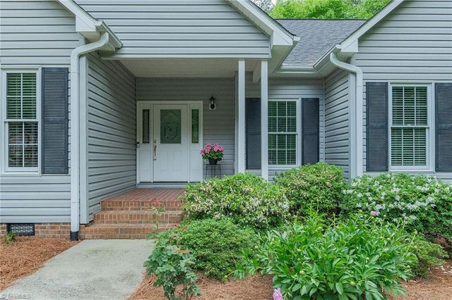 5613 Birkdale Drive, Lexington, NC 27295