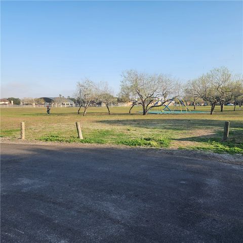 5077 Wingfoot, Corpus Christi, TX 78413